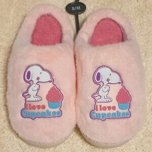 NWT ~ Snoopy (S/M) Sherpa Fleece Lined Plush Scuff Slippers
